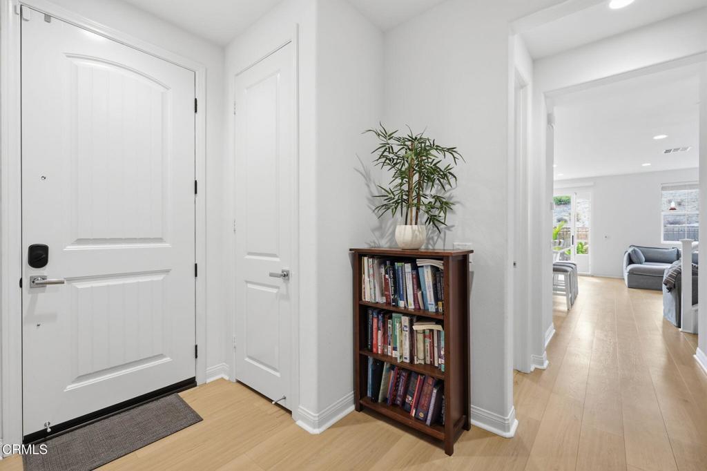 392 Fraser Point