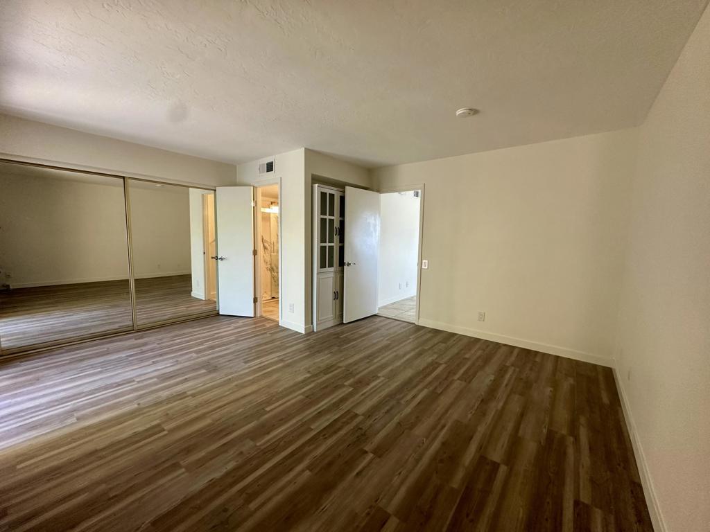 Sunrise Palms - Residential