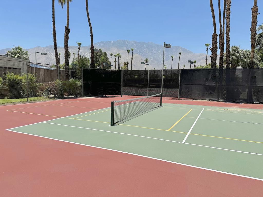 Sunrise Palms - Residential