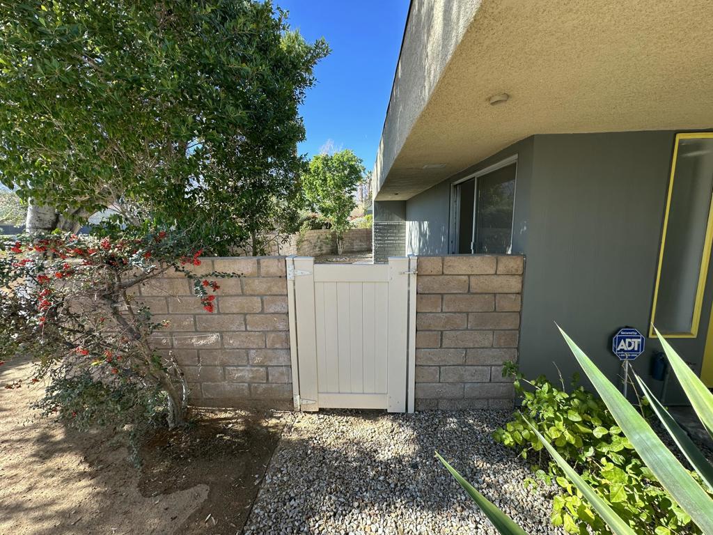 Sunrise Palms - Residential