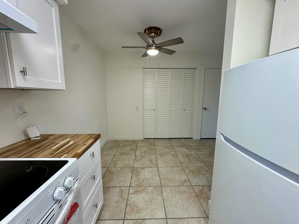 Sunrise Palms - Residential