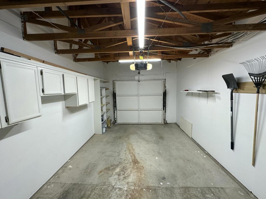 Sunrise Palms - Residential