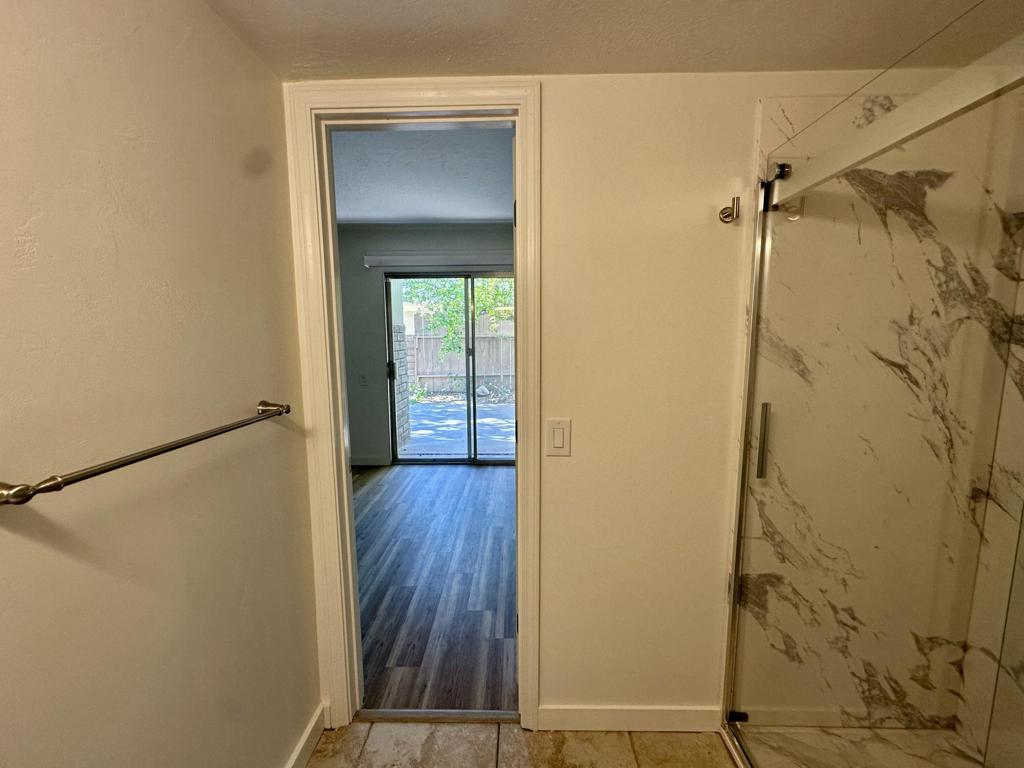 Sunrise Palms - Residential