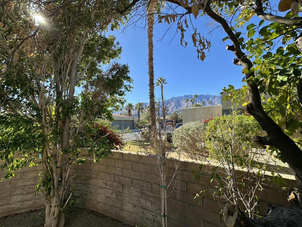 Sunrise Palms - Residential