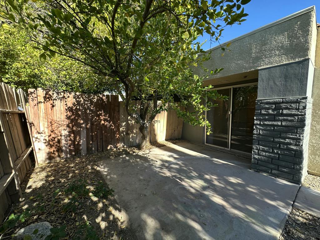 Sunrise Palms - Residential