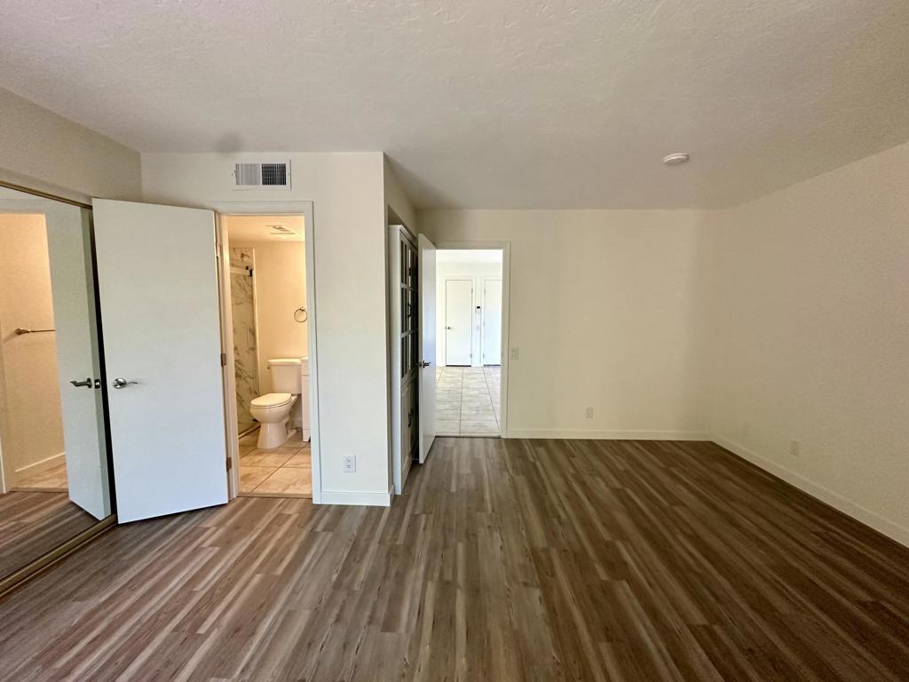 Sunrise Palms - Residential