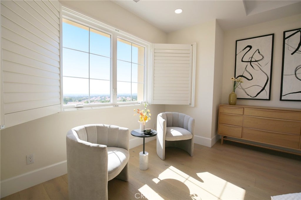 100 Avento, Irvine CA 92602 - Photo 22