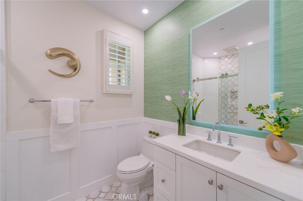 100 Avento, Irvine CA 92602 - Photo 29
