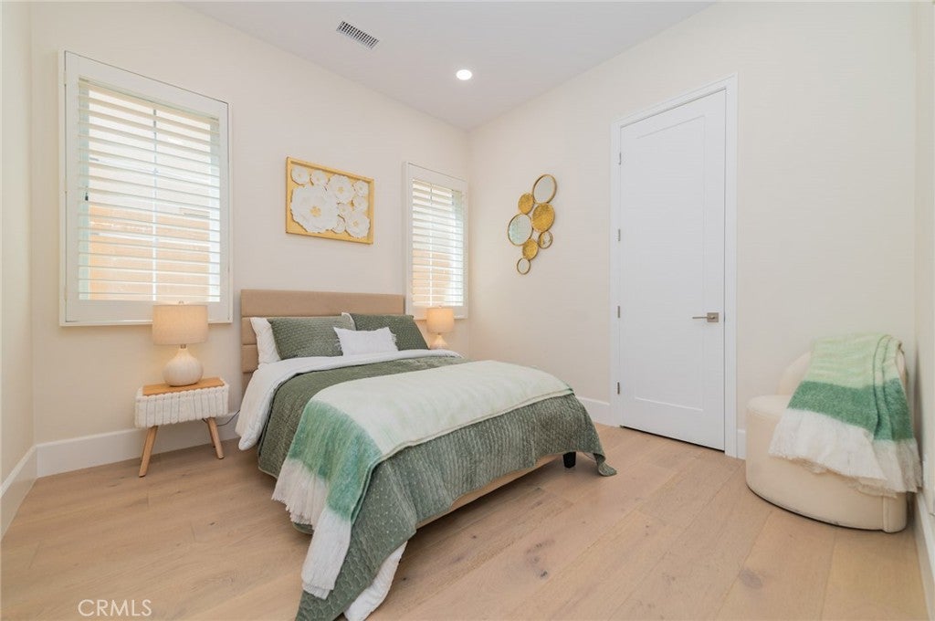 100 Avento, Irvine CA 92602 - Photo 14