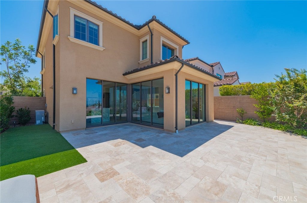 100 Avento, Irvine CA 92602 - Photo 35