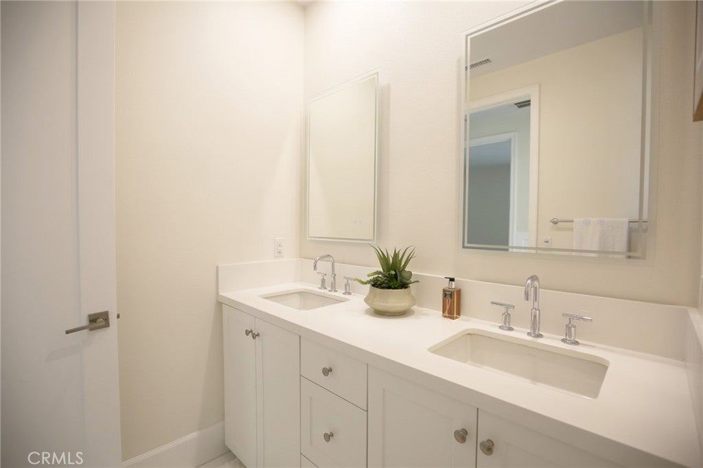 100 Avento, Irvine CA 92602 - Photo 28