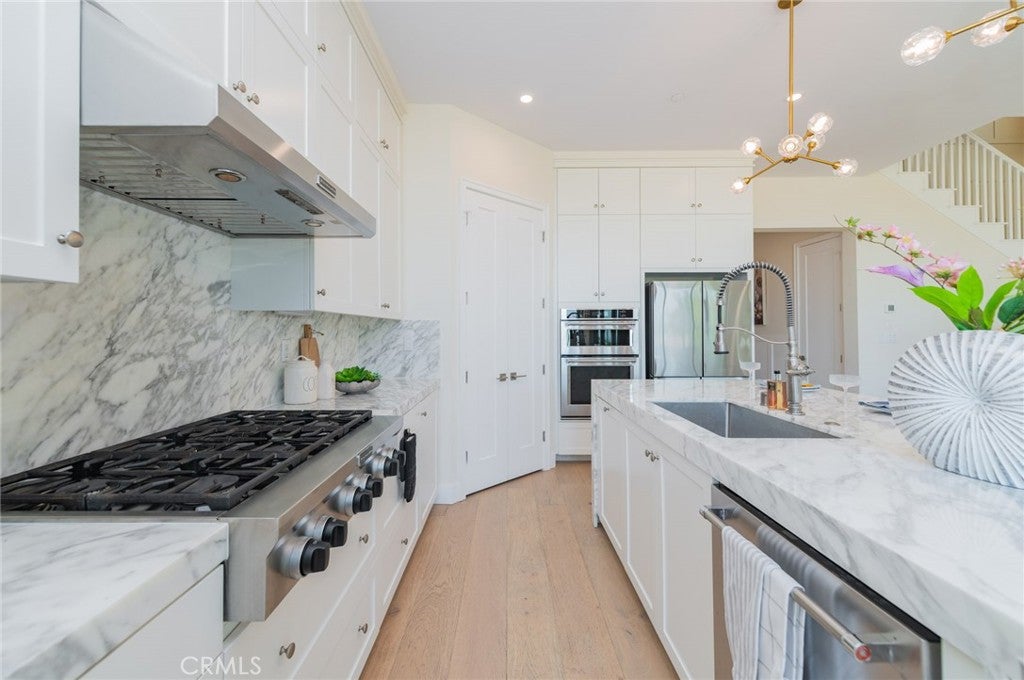100 Avento, Irvine CA 92602 - Photo 12