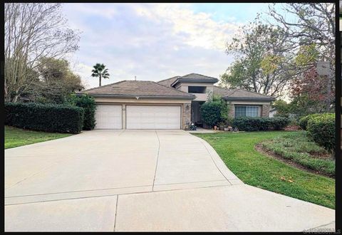 Photo of 915 Cookie Ln, Fallbrook, CA 92028 (MLS # 260008282SD)