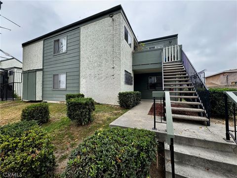 Photo of 639 N Bristol ST #48, Santa Ana, CA 92703 (MLS # OC26137296)