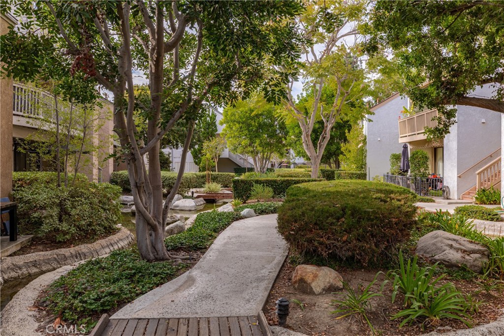 10601 Lakeside Dr S 244