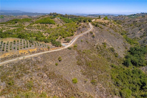 Photo of 44892 Via Barranca, Temecula, CA 92590 (MLS # SW26134357)