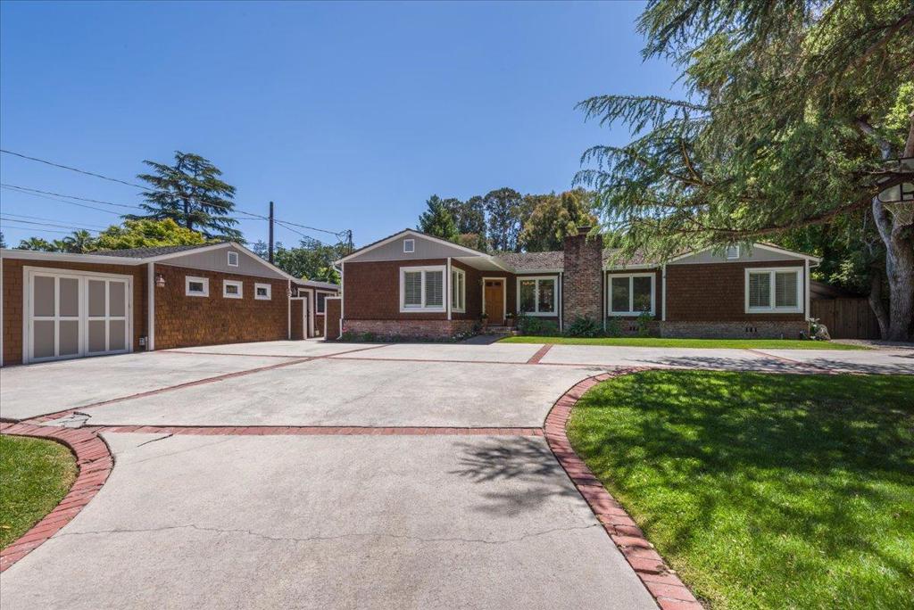 1745 Cordilleras Road