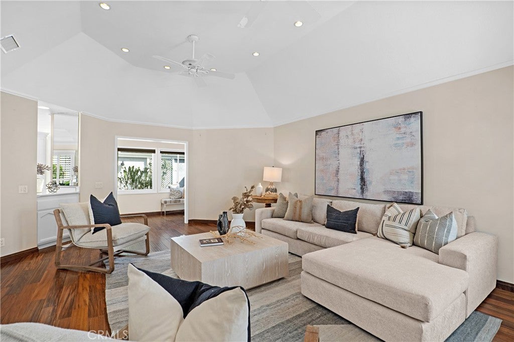 26346 Sorrell, Laguna Hills CA 92653 - Photo 6