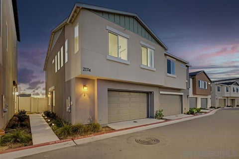 Photo of 2174 Tributary Dr Dr #2, Chula Vista, CA 91913 (MLS # 260025566SD)