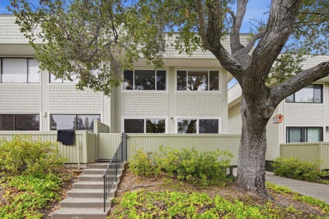 Photo of 2309 Sharon Road, Menlo Park, CA 94025 (MLS # ML82061824)