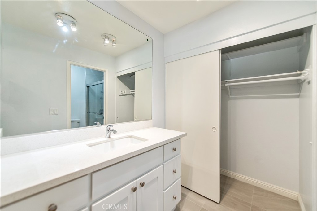 Terrace (TR) - Residential Lease