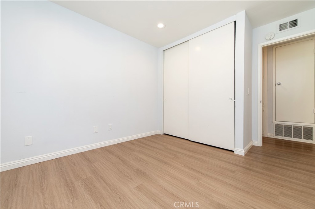 Terrace (TR) - Residential Lease