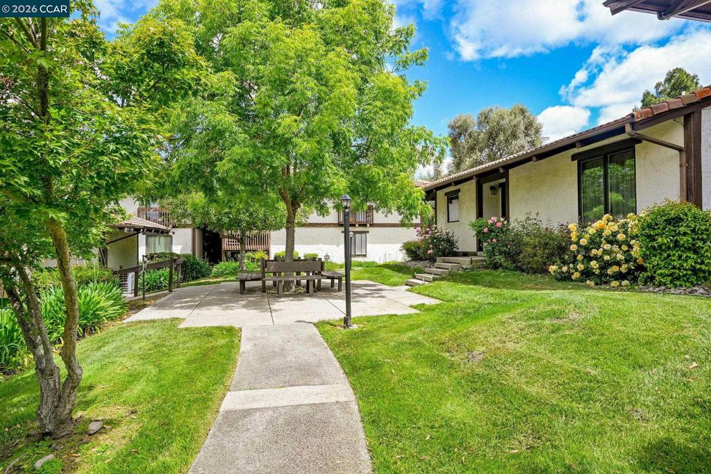 1351 Camino Peral C