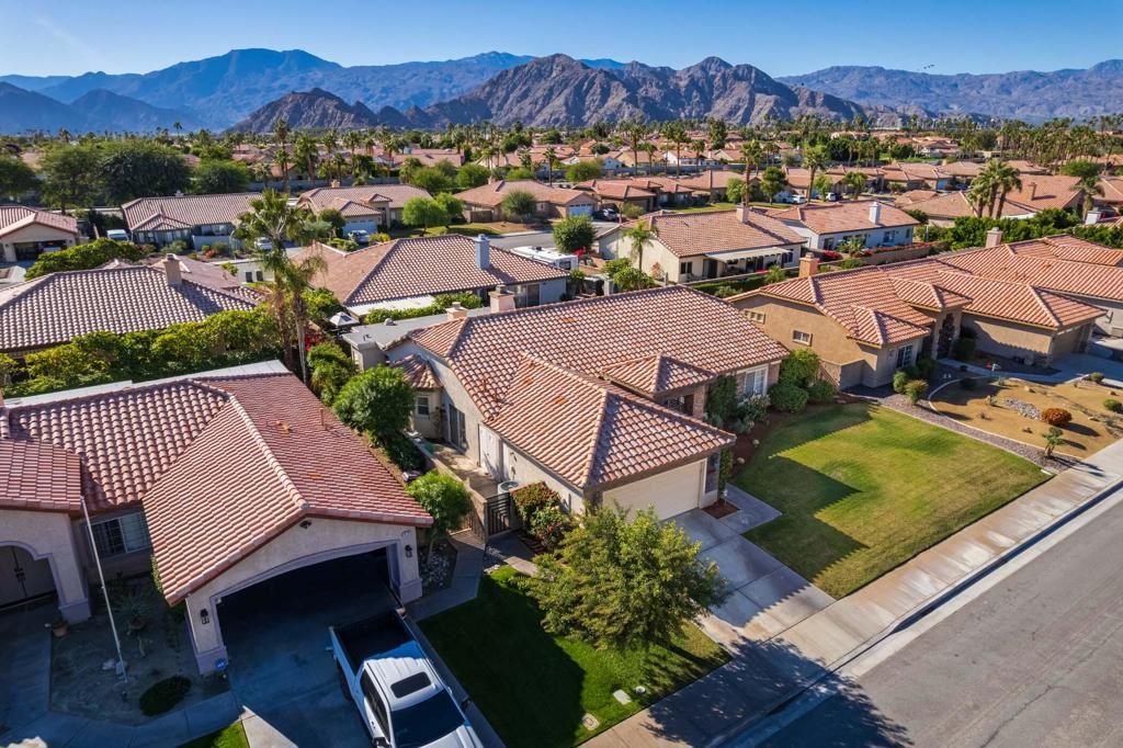 Bella Vista - Residential