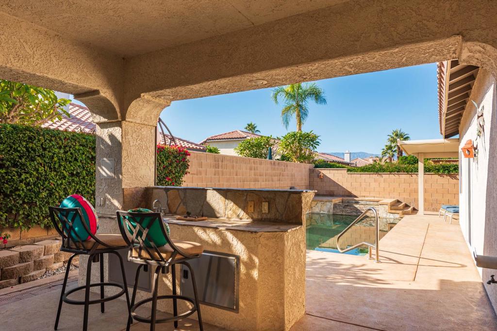 Bella Vista - Residential