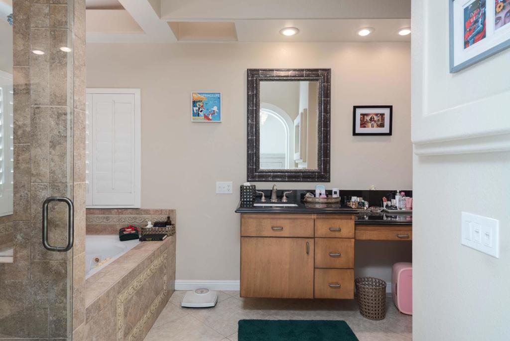 Bella Vista - Residential