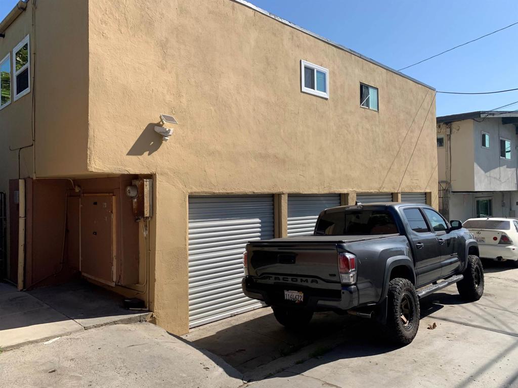 3961 Ocean View Boulevard