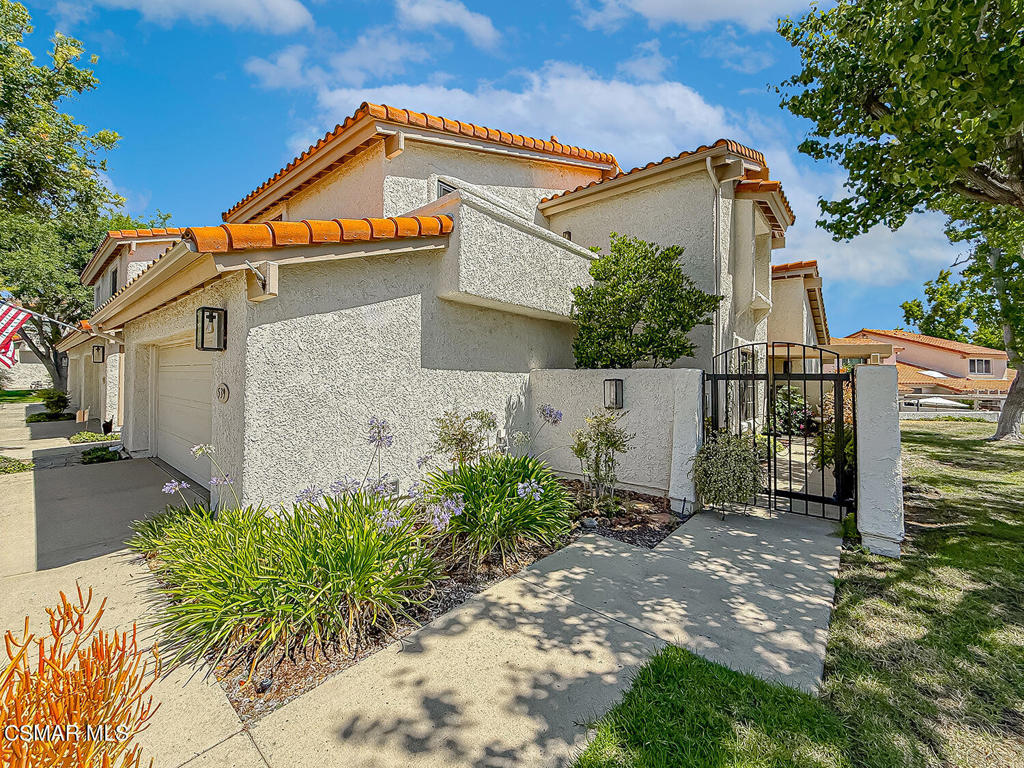 Properties 2 539 Spyglass Lane