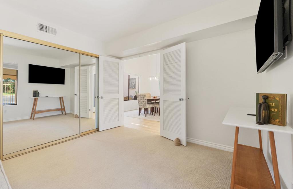 Sommerset So. Palm D - Residential Lease