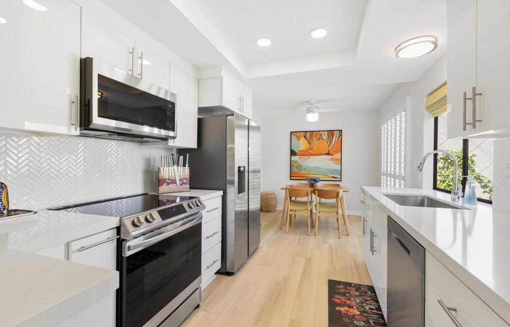 Sommerset So. Palm D - Residential Lease