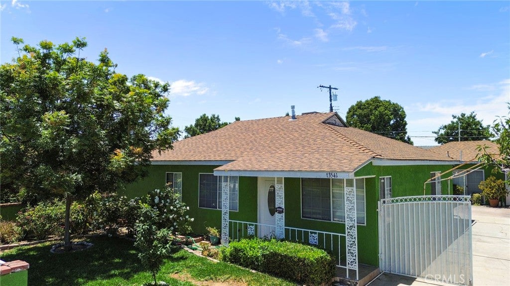 13541 Crossdale