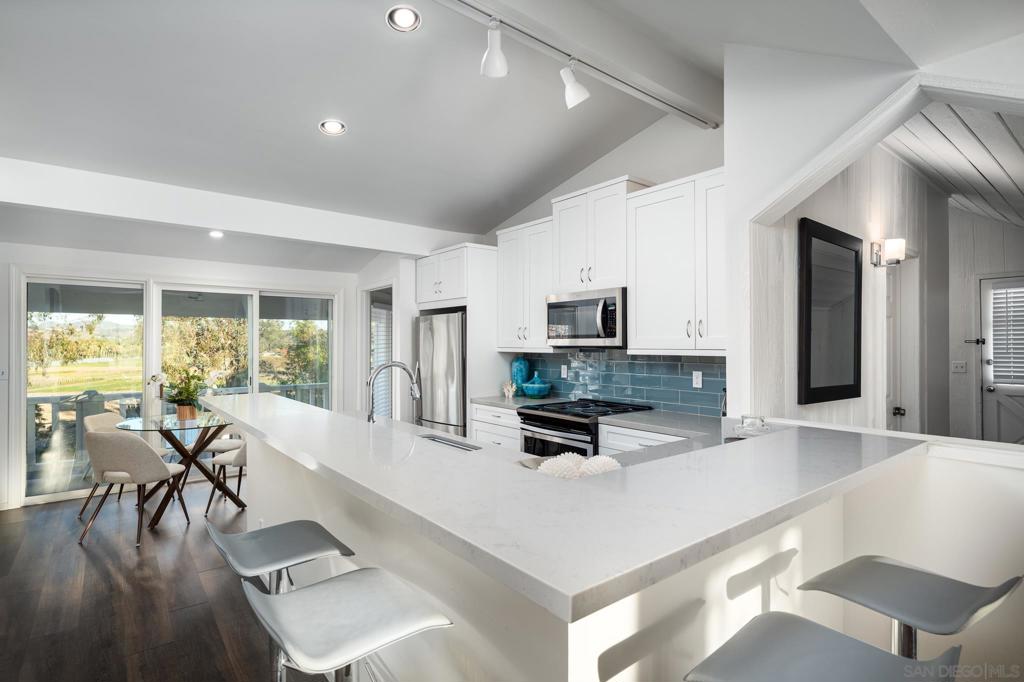 Rancho Santa Fe - Residential