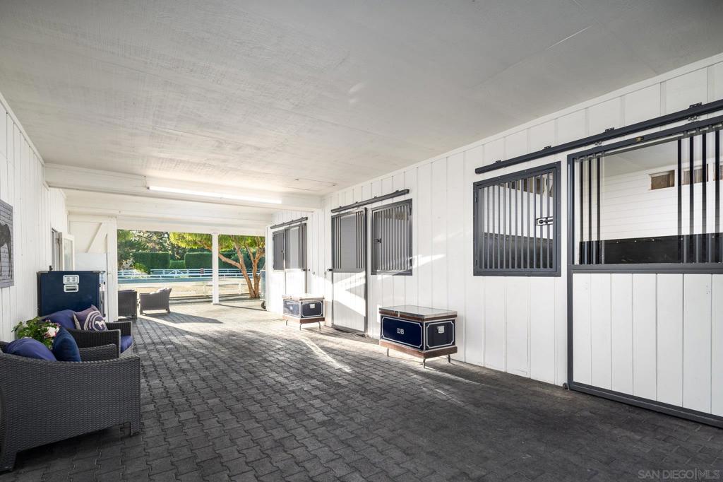 Rancho Santa Fe - Residential