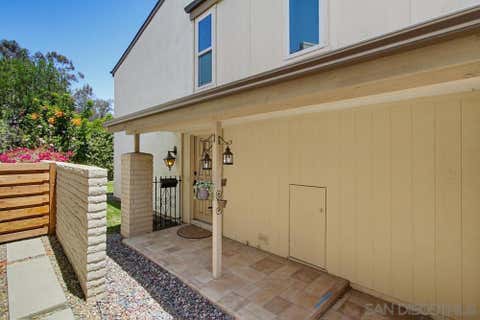 Photo of 8982 Caminito Verano, La Jolla, CA 92037 (MLS # 260015773SD)