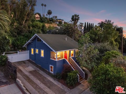 Photo of 1706 Morton Avenue, Los Angeles, CA 90026 (MLS # 26680315)