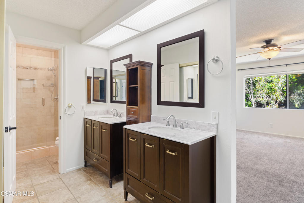 317 N Los Vientos Drive