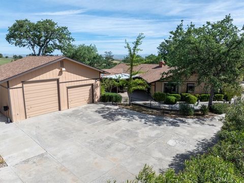 Tiny photo for 5685 Mustard Creek Rd, Paso Robles, CA 93446 (MLS # NS26070237)