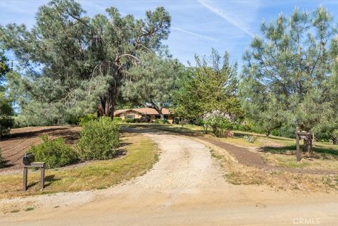 Tiny photo for 5685 Mustard Creek Rd, Paso Robles, CA 93446 (MLS # NS26070237)