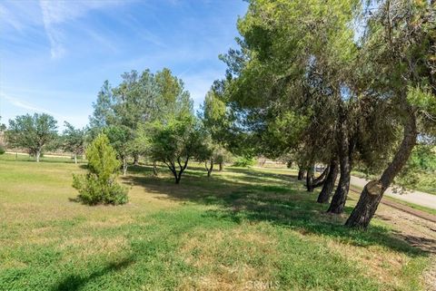 Tiny photo for 5685 Mustard Creek Rd, Paso Robles, CA 93446 (MLS # NS26070237)