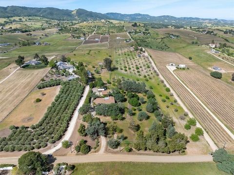 Tiny photo for 5685 Mustard Creek Rd, Paso Robles, CA 93446 (MLS # NS26070237)