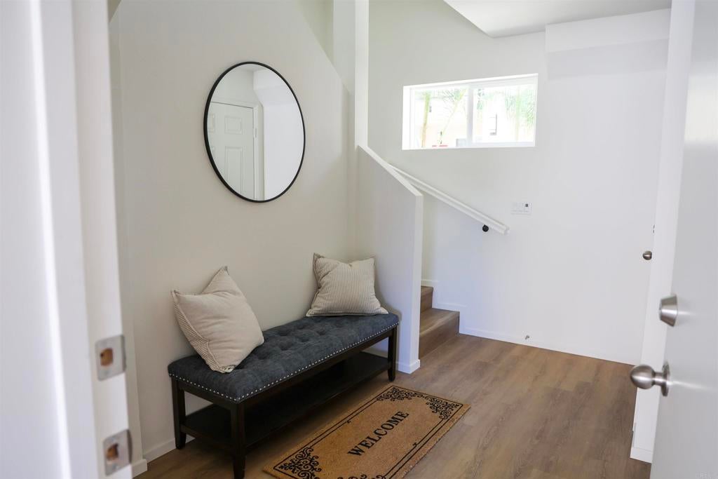 455 Creekside Circle, San Diego CA 92114