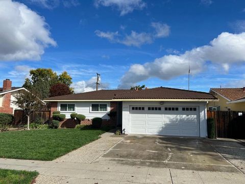 Photo of 3686 Kirk Road, San Jose, CA 95124 (MLS # ML82027493)