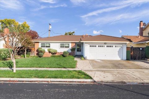 Photo of 3686 Kirk Road, San Jose, CA 95124 (MLS # ML82027493)
