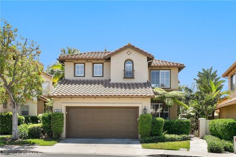 Photo of 2544 Wilson Drive, Tustin, CA 92782 (MLS # OC26105381)