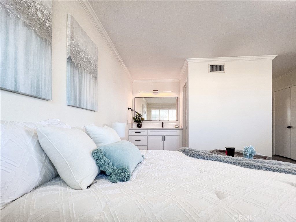 Crestwood (CRES) - Residential