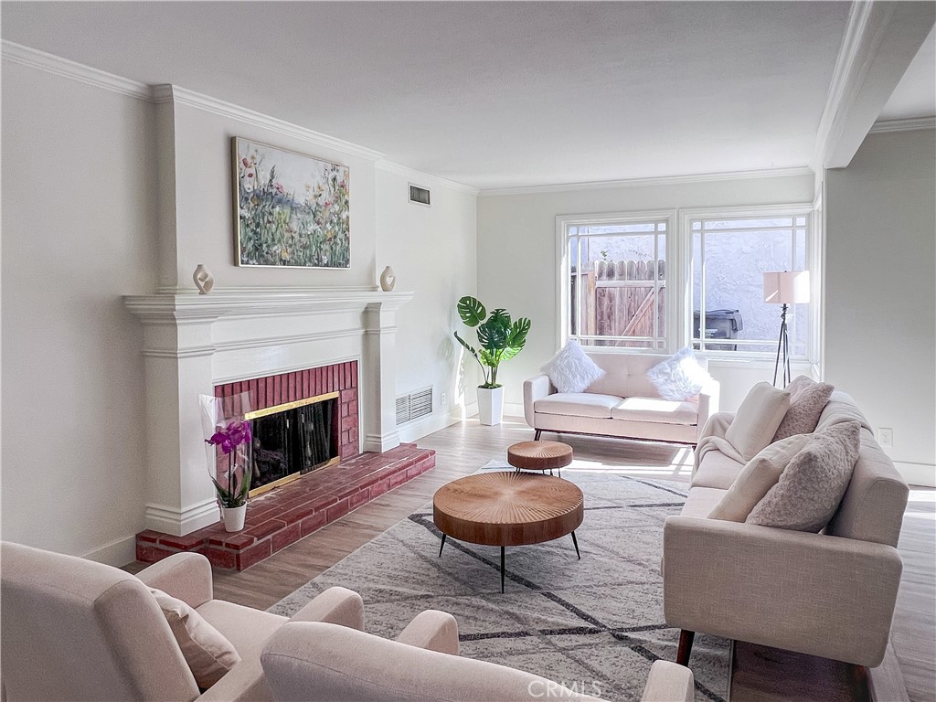 Crestwood (CRES) - Residential